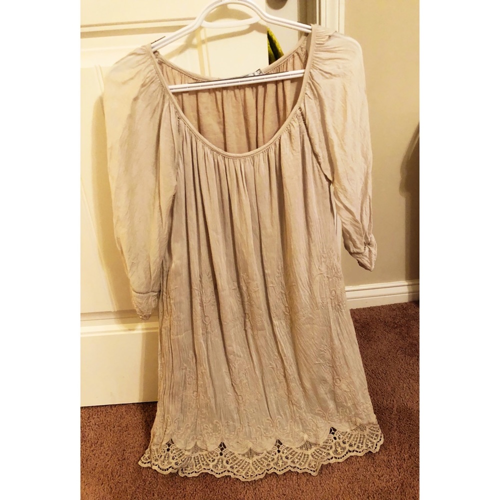 BEAUTIFUL NICOLE ITALY DRESS-NWOT